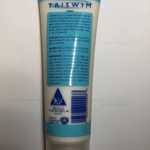 TRISWIM Chlorine Removal Swimmers Lotion - Picture 3 of 3